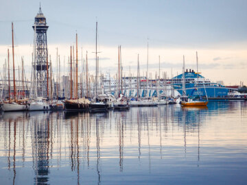 Barcelona Street Photography, calm water, mast pole reflexions, yacht port