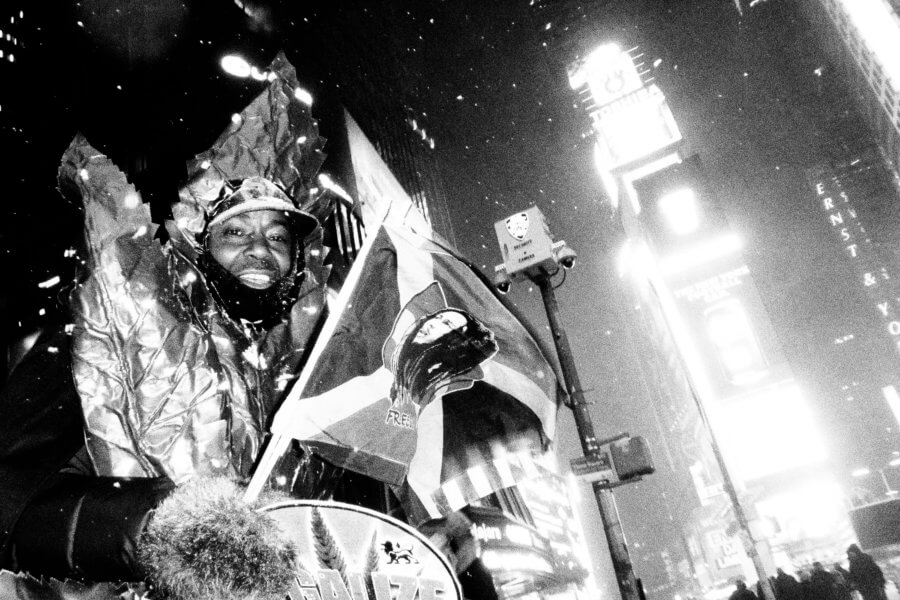 Black and White Street Photography during a Snowshower in New York City